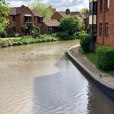 Ab - Top Floor 2 Bed Modern Town Centre Apartment With Parking For One Vehicle Stratford-upon-Avon Esterno foto