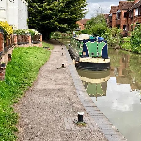 Ab - Top Floor 2 Bed Modern Town Centre Apartment With Parking For One Vehicle Stratford-upon-Avon Esterno foto