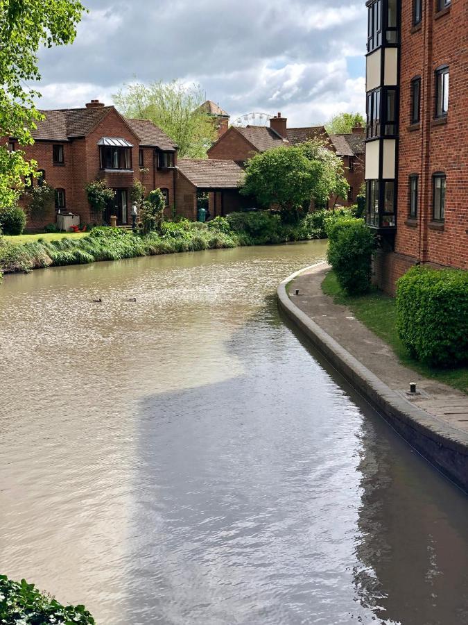 Apartment Ab - Floor 2 Bed Modern Town Centre With Parking For One Vehicle Stratford-upon-Avon